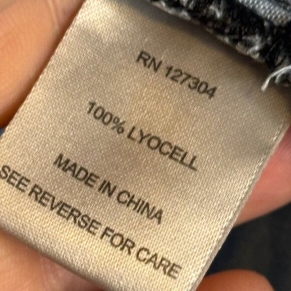 John‎ Mark Blouse Women's Size Medium Tunic Office Casual Blue - Picture 4 of 4